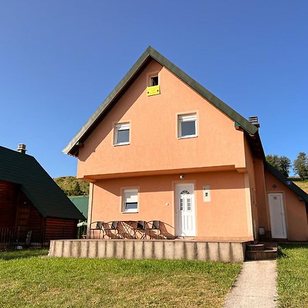 Guest House Happy Žabljak Exteriör bild