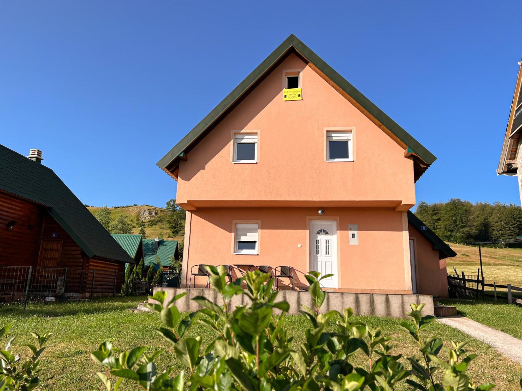 Guest House Happy Žabljak Exteriör bild