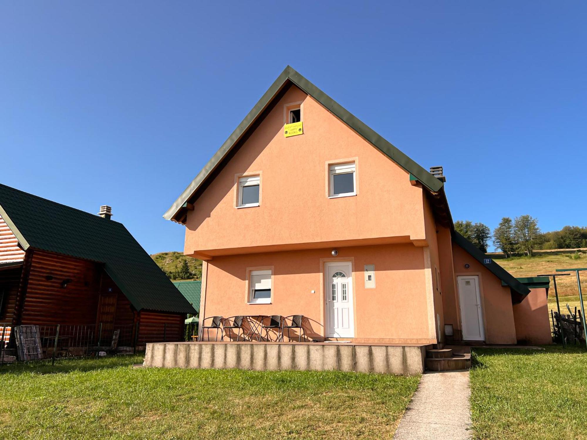 Guest House Happy Žabljak Exteriör bild