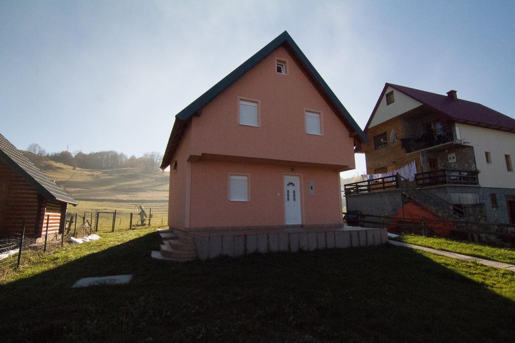 Guest House Happy Žabljak Exteriör bild