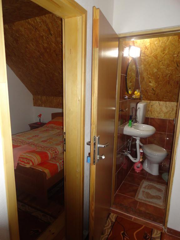 Guest House Happy Žabljak Rum bild